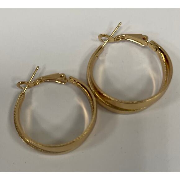 Gold Hinged Hoop Earrings. wa403 - Picture 3 of 3